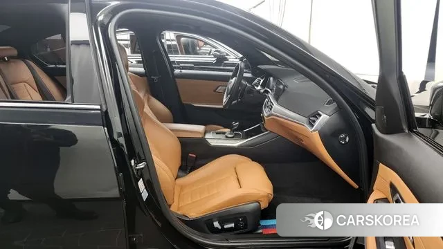 BMW 3 Series (G20) 2021 Черный из Кореи, фото 2