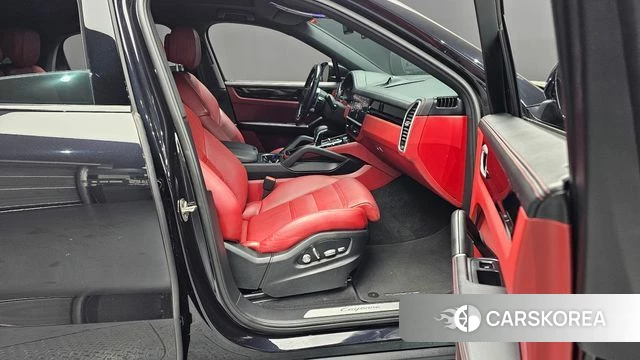 Porsche Cayenne (PO536) 2021 Черный из Кореи, фото 2