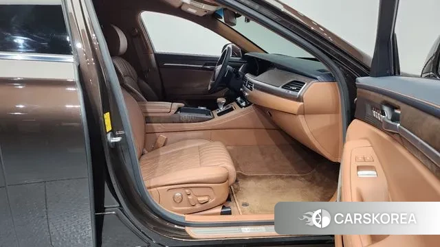 Genesis G90 2019 Коричневый из Кореи, фото 2