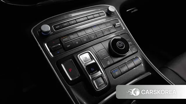 Hyundai The New Santa Fe 2023 Белый из Кореи, фото 2