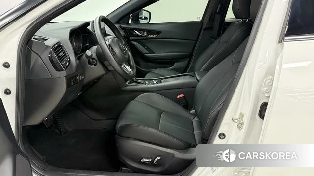 Mazda CX-4 2023 Белый из Китая, фото 2