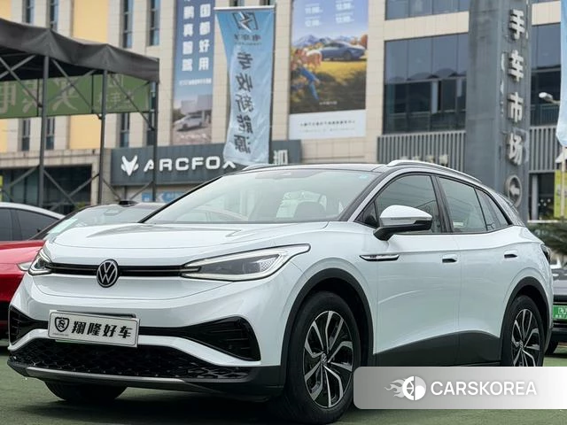 Volkswagen ID.4 X 2022 Белый из Китая, фото 2
