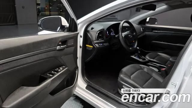 Hyundai Avante AD id 2408471 из Кореи 2