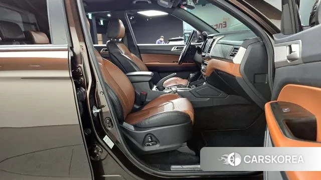 Ssangyong Rexton Sports 2018 Коричневый из Кореи, фото 2