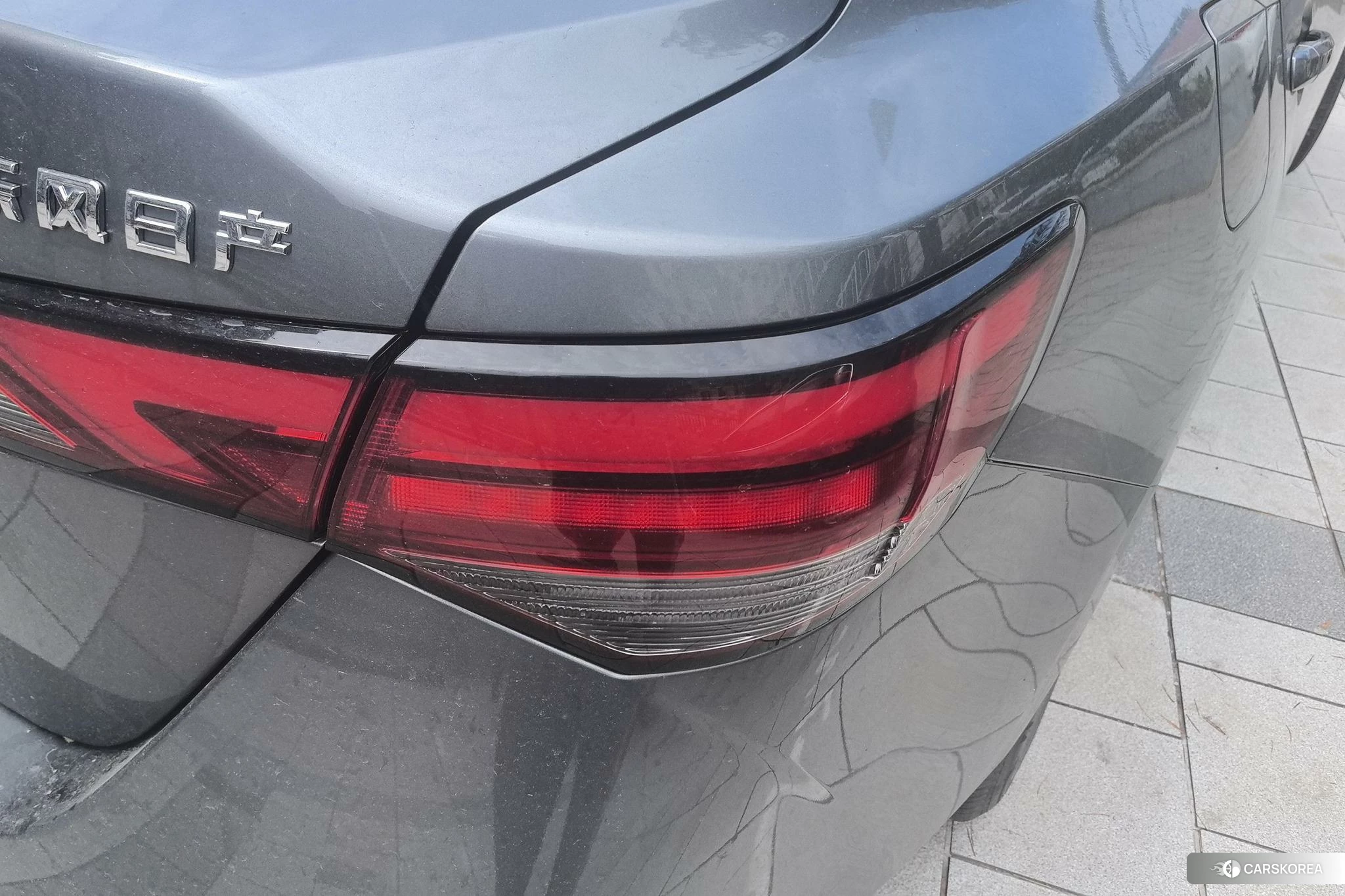 Nissan Xuan Yi 2020 Серебристо-серый из Китая, фото 2