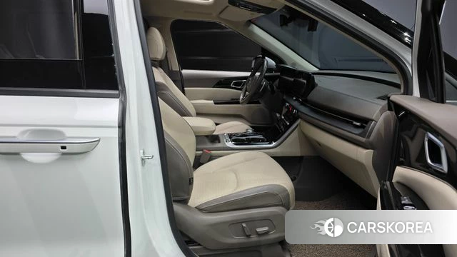 Kia Carnival 4th generation 2022 Белый из Кореи, фото 2