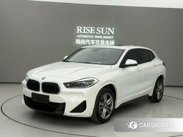 BMW X2 2023 Белый из Китая, фото 2