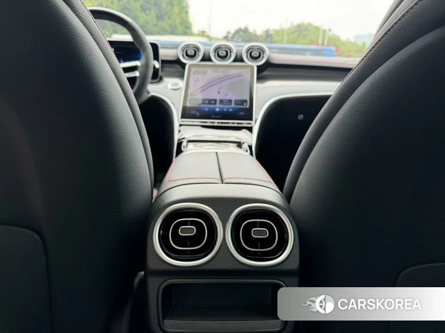 Mercedes-Benz C-class AMG 2023 Белый из Китая, фото 2