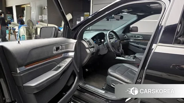 Ford Explorer 2019 Черный из Кореи, фото 2