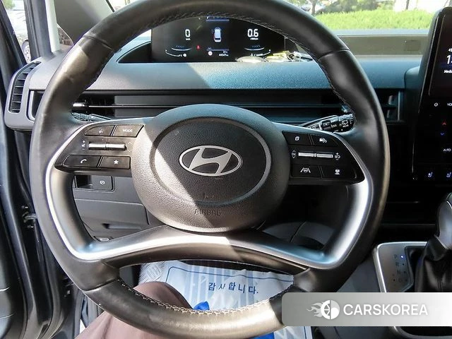 Hyundai Staria 2024 Серый из Кореи, фото 2