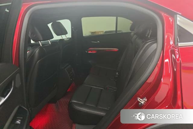 Cadillac XT4 2022 Красный из Китая, фото 2