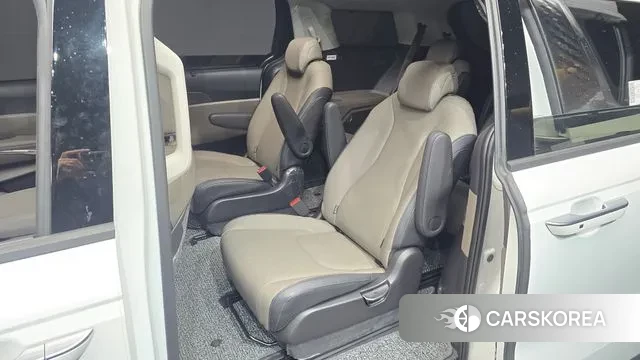Kia The New Carnival 4th Generation 2025 Белый из Кореи, фото 2