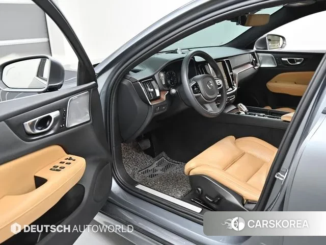 Volvo S60 3rd generation 2021 Серый из Кореи, фото 2