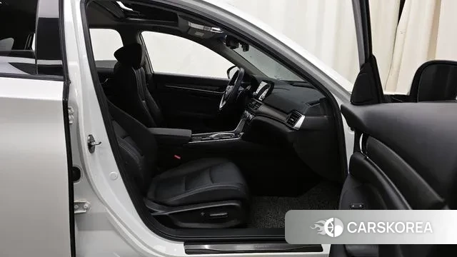 Honda Accord 10th Generation 2018 Белый из Кореи, фото 2