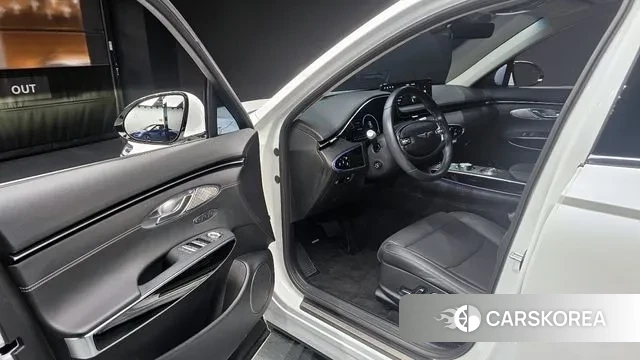 Genesis GV70 2023 Белый из Кореи, фото 2