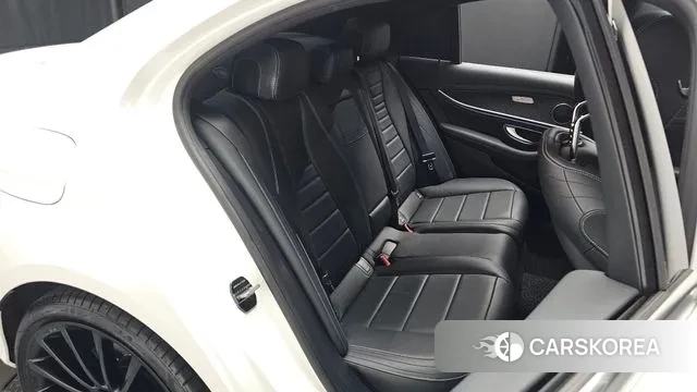 Mercedes-Benz E-Class W213 2020 Белый из Кореи, фото 2