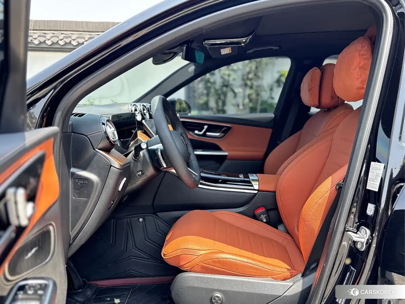 Mercedes-Benz GLC 2024 Черный из Китая, фото 2