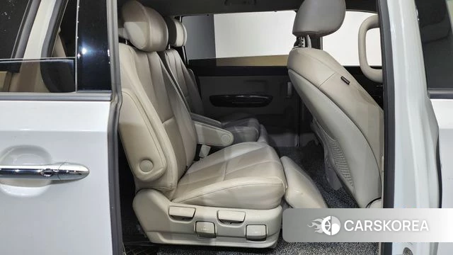 Kia The New Carnival 2018 Белый из Кореи, фото 2
