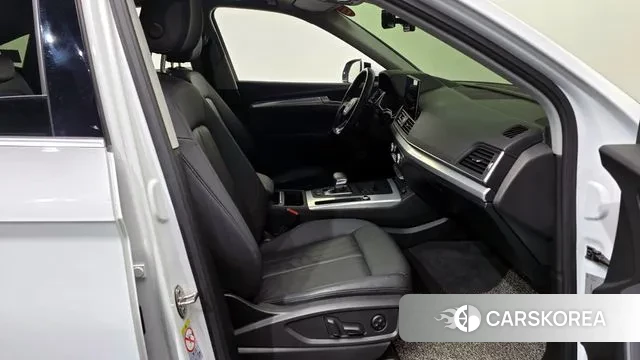 Audi Q5 (FY) 2022 Белый из Кореи, фото 2