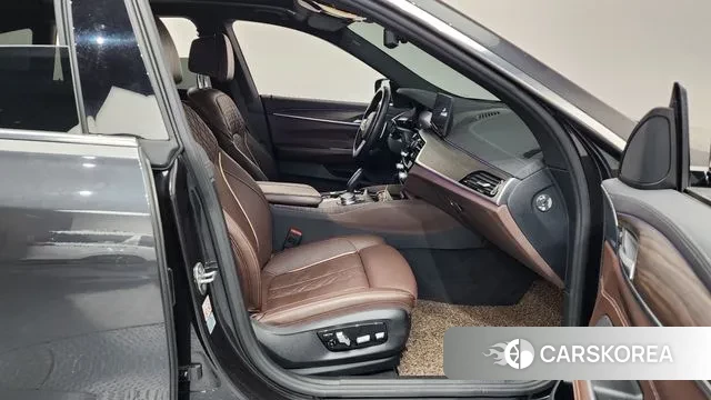 BMW 6 Series GT (G32) 2021 Серый из Кореи, фото 2