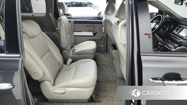Kia The New Carnival 2019 Серый из Кореи, фото 2