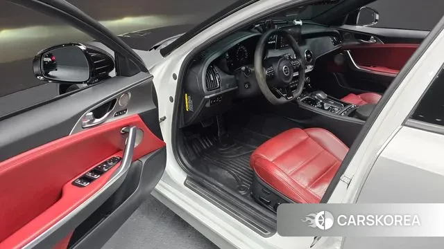 Kia Stinger 2018 Серебристо-серый из Кореи, фото 2