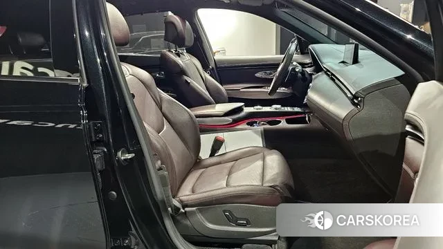 Genesis GV70 2022 Черный из Кореи, фото 2