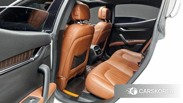 Maserati Ghibli 2018 Белый из Кореи, фото 2