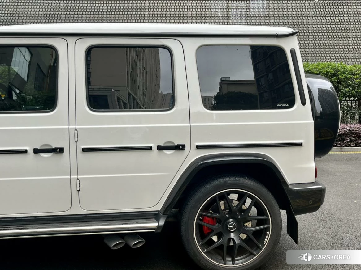Mercedes-Benz G-class 2023 Белый из Китая, фото 2