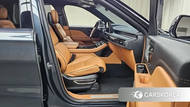 Lincoln Aviator 2nd generation 2020 Синий из Кореи, фото 2
