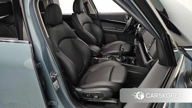 Mini Cooper Countryman 2023 Цвет галактики из Кореи, фото 2