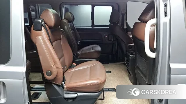 Hyundai The New Grand Starex 2018 Серебряный из Кореи, фото 2