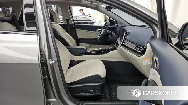 Kia Sportage 5th Generation Hybrid 2021 Серый из Кореи, фото 2