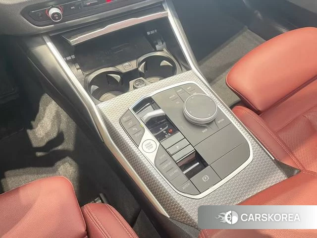 BMW 3 series 2024 Белый из Китая, фото 2