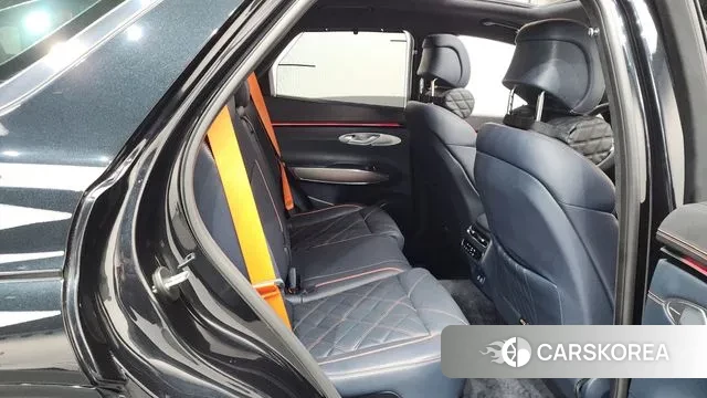 Genesis GV70 2024 Черный из Кореи, фото 2