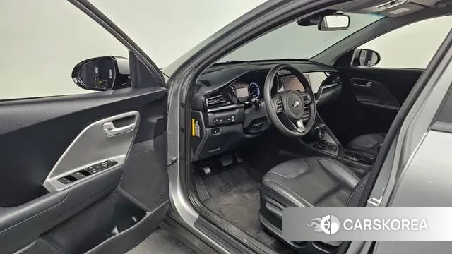 Kia The New Niro 2021 Серый из Кореи, фото 2