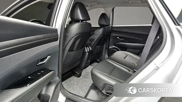 Hyundai The New Tucson (NX4) 2025 Серебристо-серый из Кореи, фото 2