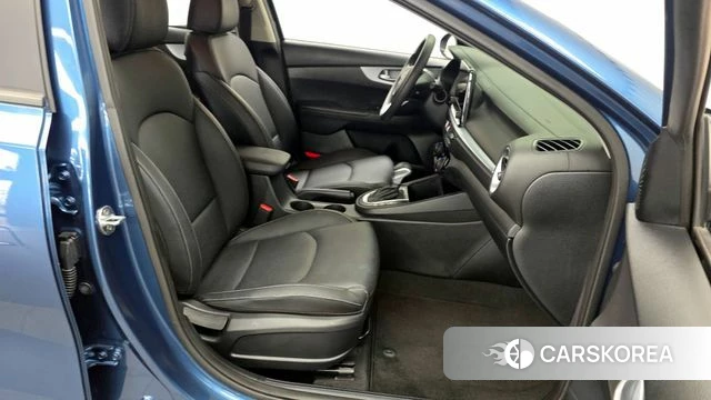 Kia The New K3 2nd generation 2021 Синий из Кореи, фото 2