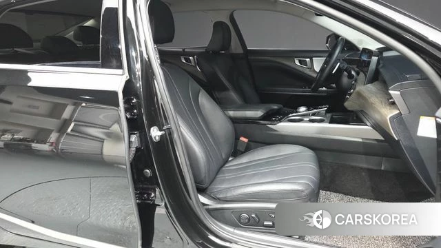 Kia K8 Hybrid 2023 Черный из Кореи, фото 2