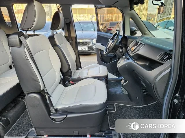 Kia The New Kia Ray 2023 Черный из Кореи, фото 2