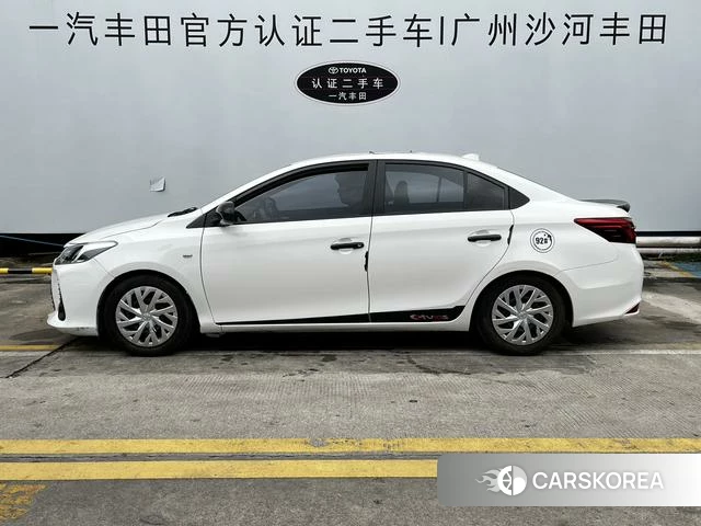 Toyota Vios 2021 Белый из Китая, фото 2
