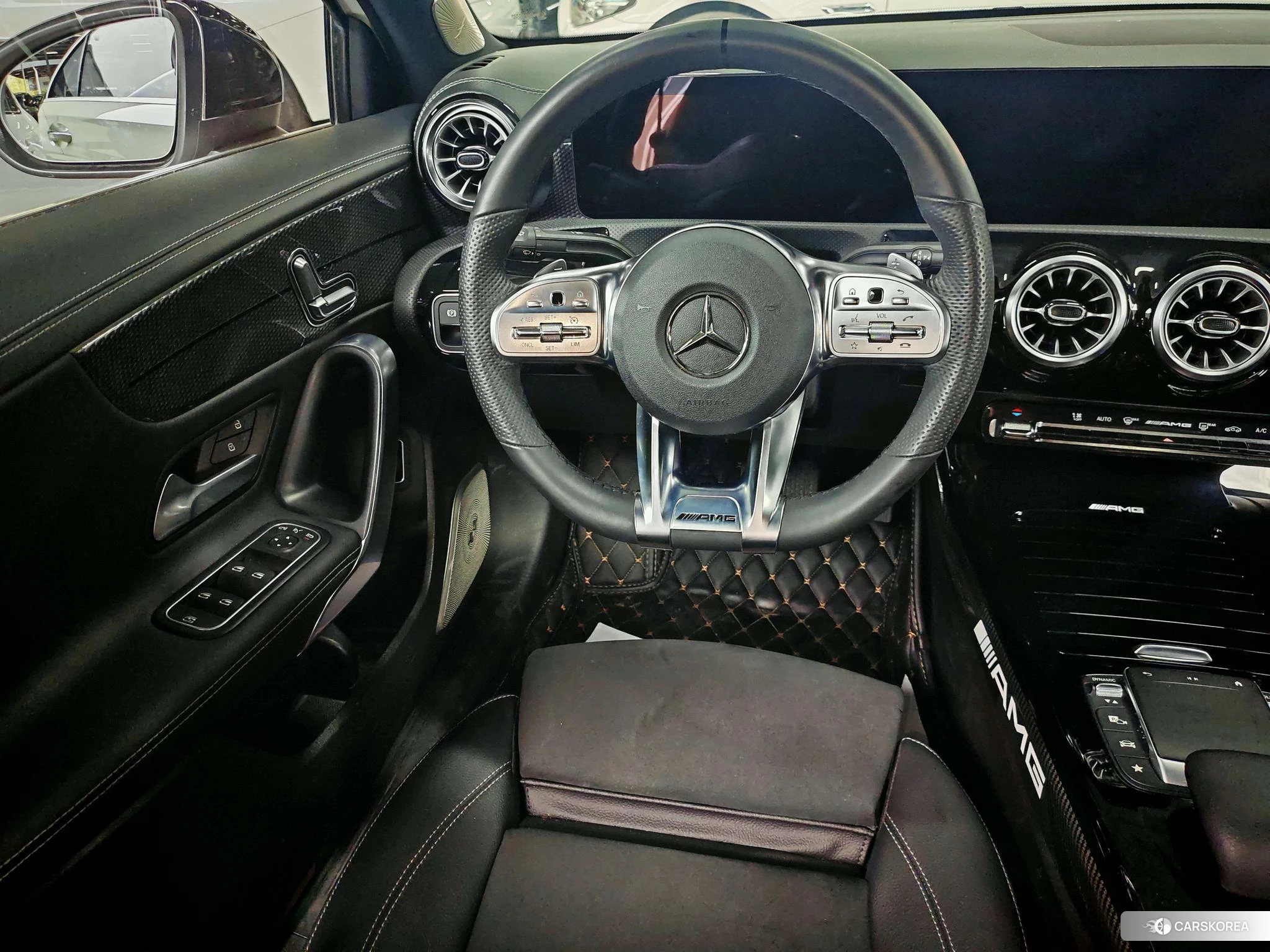 Mercedes-Benz Class A 2022 Белый из Китая, фото 2