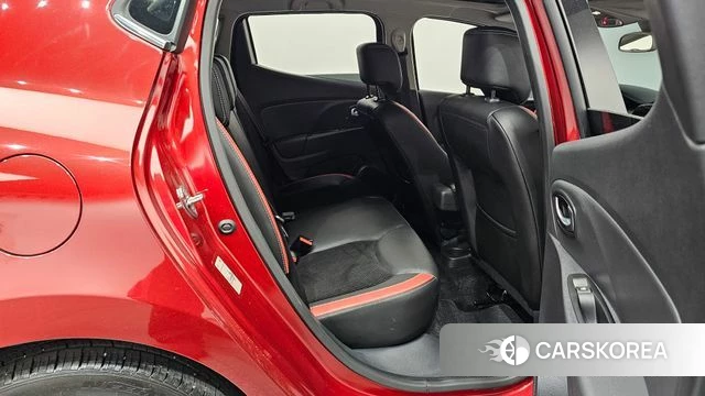 Renault Korea (Samsung) Clio 2019 Красный из Кореи, фото 2