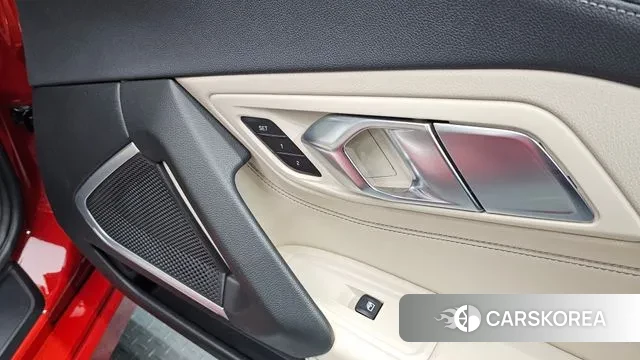 BMW Z4 (G29) 2020 Красный из Кореи, фото 2