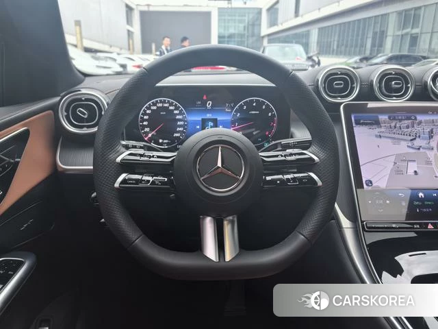 Mercedes-Benz GLC 2023 Черный из Китая, фото 2