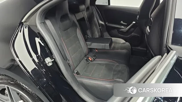 Mercedes-Benz CLA-Class C118 2024 Черный из Кореи, фото 2