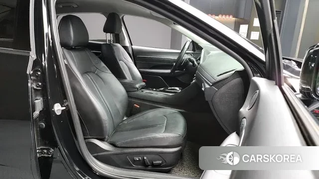 Hyundai Sonata (DN8) 2022 Черный из Кореи, фото 2