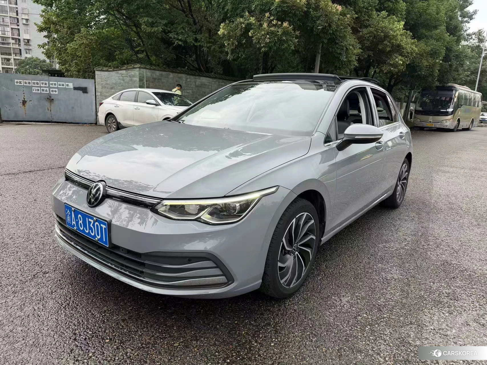 Volkswagen Golf 2020 Темно-серый из Китая, фото 2
