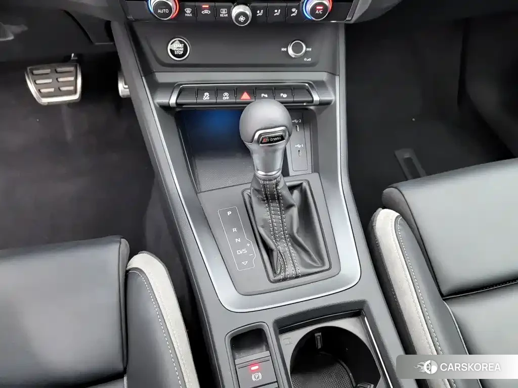 Audi Q3 2024 Белый из Китая, фото 2