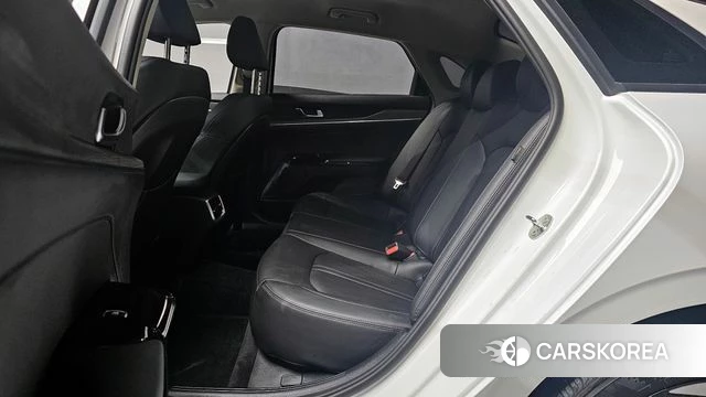 Kia The New K5 3rd generation 2024 Белый из Кореи, фото 2